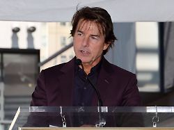 Neuer Look für neuen Film: Tom Cruise zeigt sich mit Bauch und Halbglatze