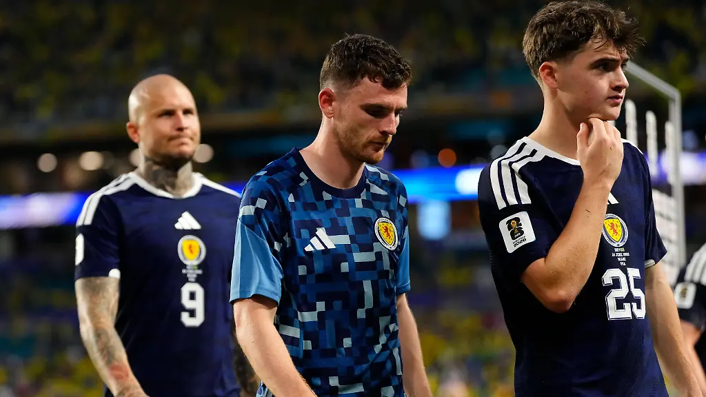 June-24-2026-Miami-Gardens-Florida-United-States-Andy-Robertson-of-Scotland-looks-on-during-the-FIFA-World-Cup-WM-Weltmeisterschaft-Fussball-2026-Group-C-match-between-Scotland-and-Brazil-at-Miami-Stadium-on-June-24-2026-in-Miami-United-States