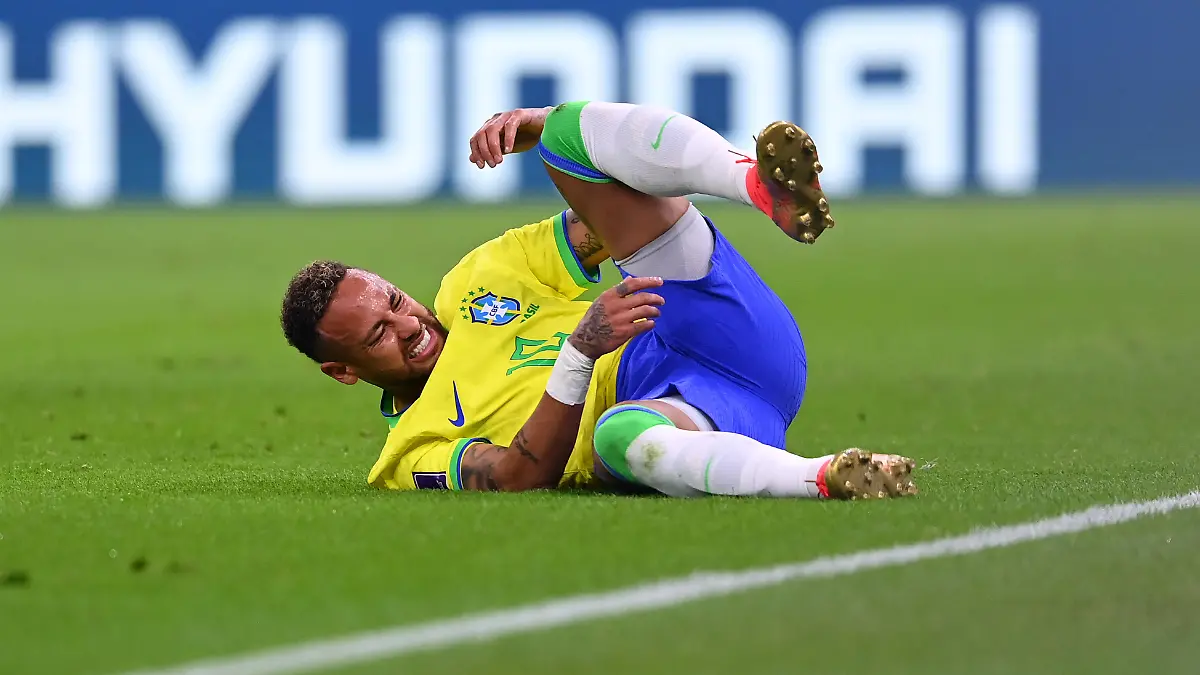 FUSSBALL-WM-2022-VORRUNDE-GRUPPE-G-Brasilien-Serbien-24-11
