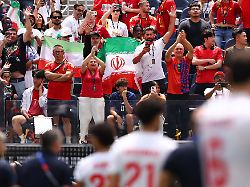 "Pride Match" gegen Ägypten?: Jetzt will Iran auch die Regenbogenflagge bei der WM verboten haben