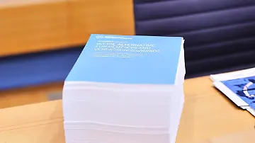 603024278