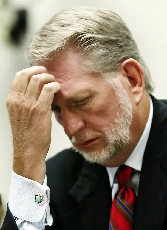 2002-07-22T120000Z-1351064465-PBEAHUKQFCA-RTRMADP-3-EBBERS