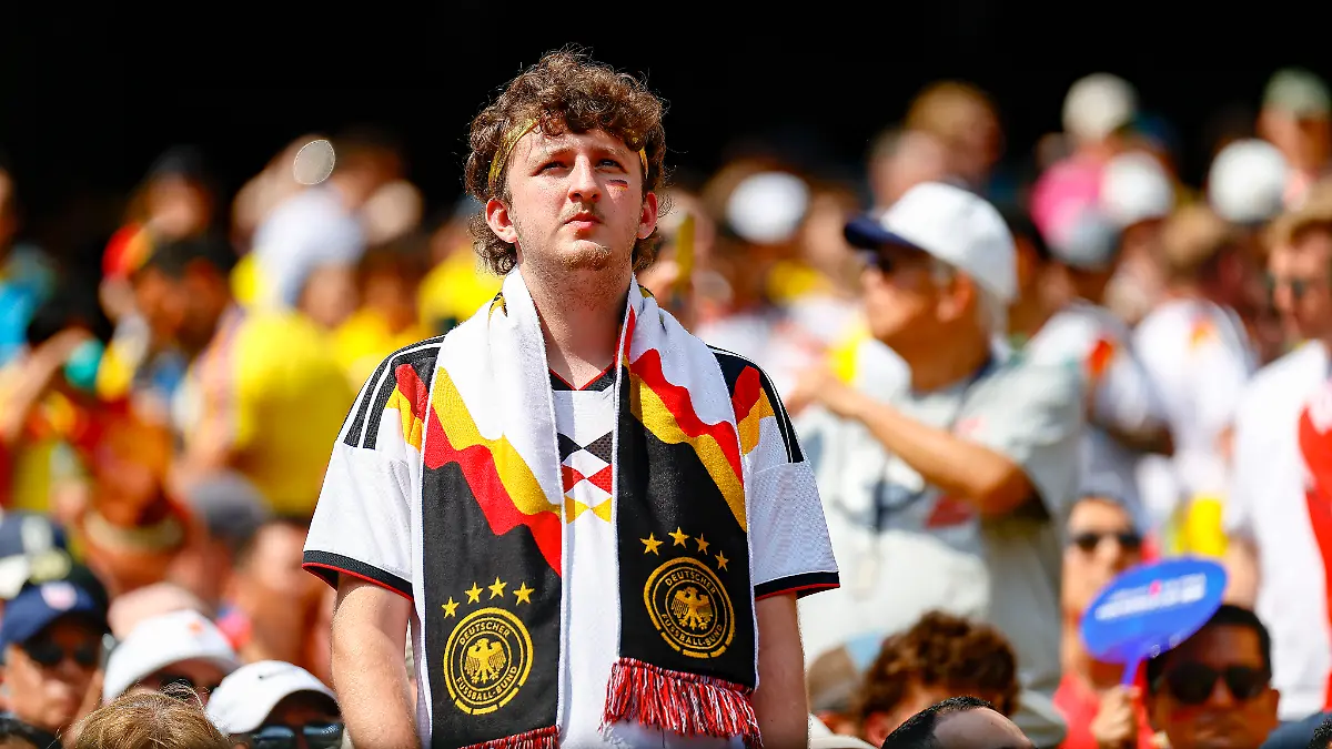 June-25-2026-During-the-game-Germany-fans-cheer-in-a-FIFA-World-Cup-WM-Weltmeisterschaft-Fussball-match-at-MetLife-Stadium-in-East-Rutherford-NJ-Ecuador-defeats-Germany-2-1