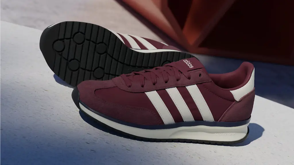 Der-Run-70s-Schuh-ist-nur-einer-der-Sneaker-die-es-gerade-im-Adidas-Sale-fuer-unter-50-Euro-gibt