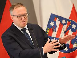Unverifizierte Zitate benutzt: Mario Voigt will seinen Umgang mit KI ändern