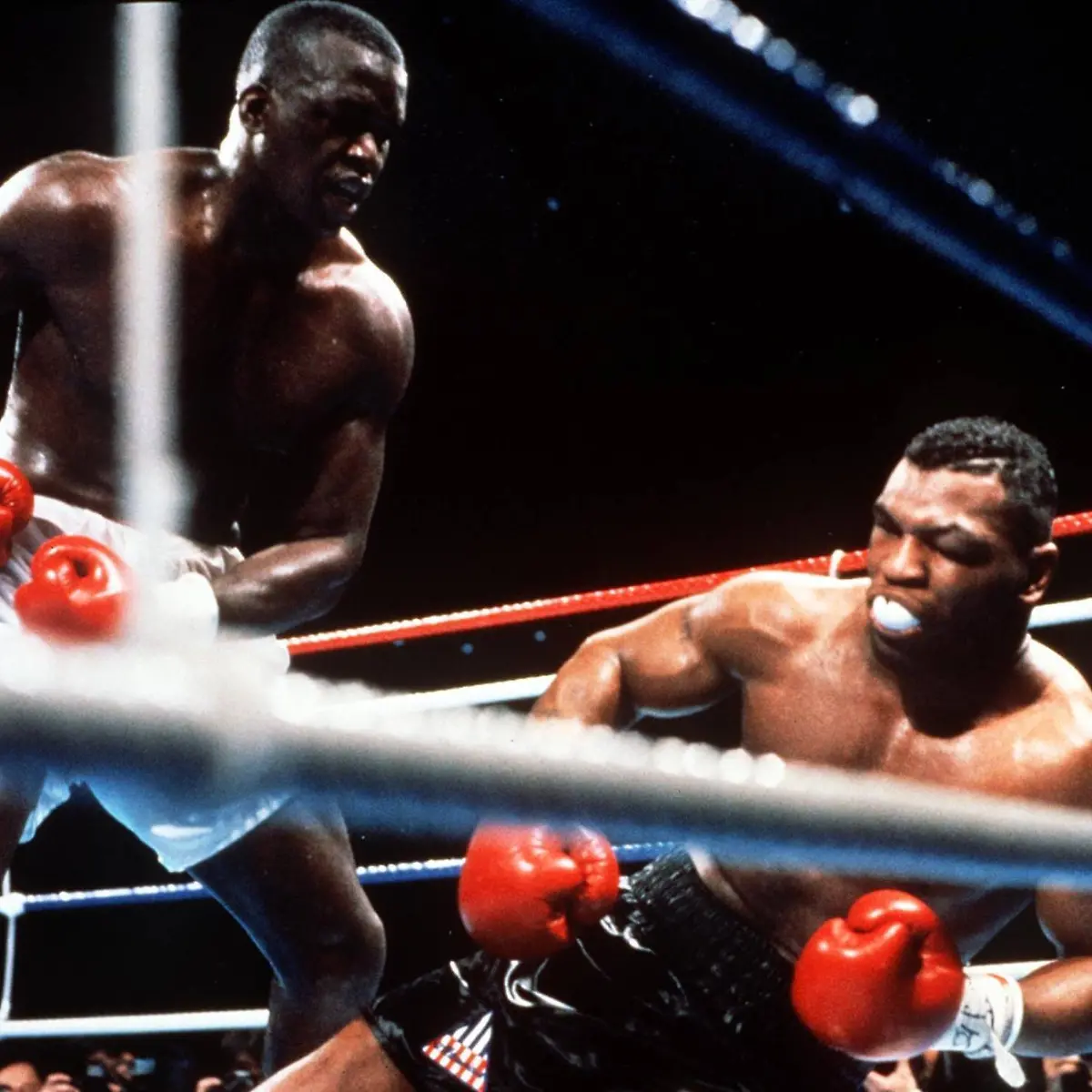 James-Buster-Douglas-knocks-out-Mike-Tyson-10-02-1990-Tokyo-Boxing-1990