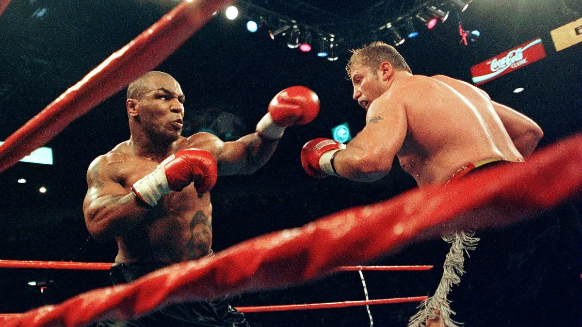 Bildnummer-02660572-Datum-16-01-1999-Copyright-imago-UPI-Photo-Mike-Tyson-USA-li