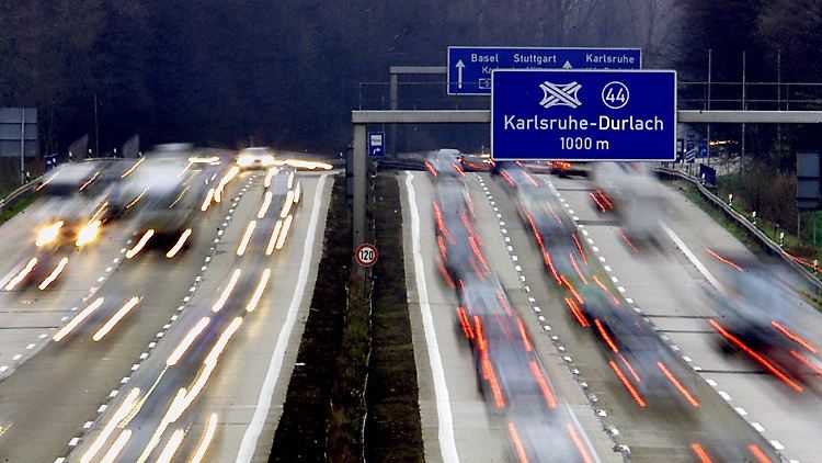 Fast 40 Prozent der deutschen Autobahnkilometer sind mit einem Tempolimit belegt.