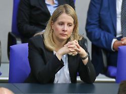 "Reine Lastenverschiebung": Hubertz' Wohngeld-Sparpläne stoßen auf Widerspruch der Länder
