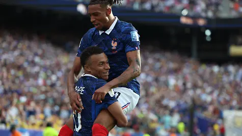 June-30-2026-East-Rutherford-New-Jersey-USA-France-forward-Kylian-Mbappe-10-and-France-forward-Michael-Olise-11-celebrate-scoring-a-goal-in-the-second-half-during-the-June-30th-FIFA-World-Cup-WM-Weltmeisterschaft-Fussball-2026-matchup-between-France-and-Sweden-at-MetLife-Stadium-in-East-Rutherford-New-Jersey