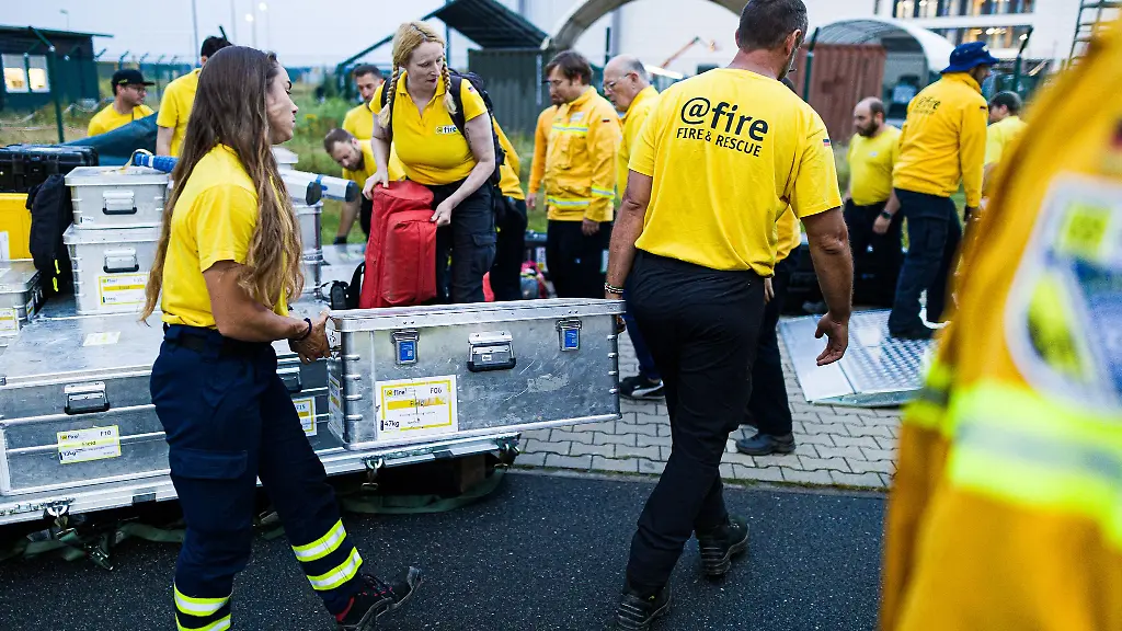Fuenf-Tage-waren-die-Helfer-von-fire-in-Venezuela-im-Einsatz