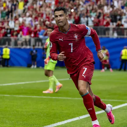 Texas-USA-06-23-2026-Football-Portugal-vs-Uzbekistan-FIFA-World-Cup-2026-Player-Cristiano-Ronaldo-in-a-match-between-Portugal-and-Uzbekistan-valid-for-the-second-round-of-the-group-stage-of-the-2026-World-Cup-held-at-NRG-Stadium-located-in-the-city-of-Houston-in-the-state-of-Texas-United-States-on-Tuesday-June-23-2026