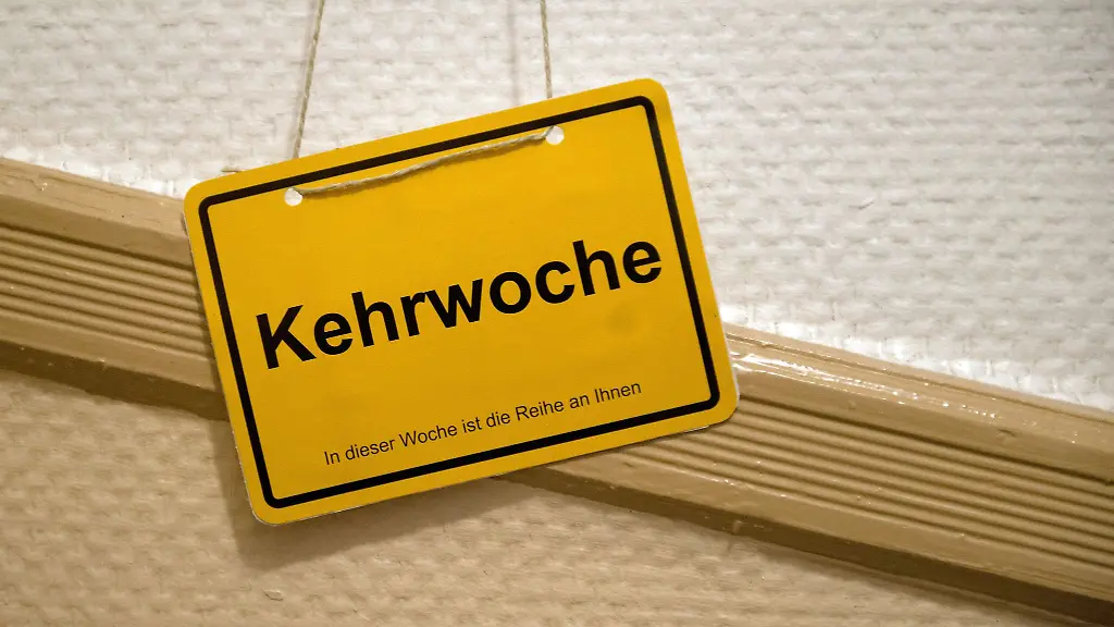 Faxen-besingen-mit-ihrem-Song-fuer-Baden-Wuerttemberg-typische-Dinge