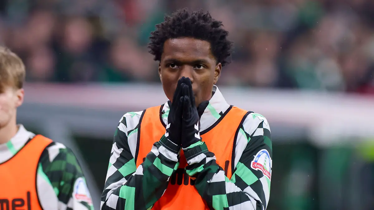 Wesley-Adeh-Werder-Bremen-schaut-enttaeuscht-Bundesliga-SV-Werder-Bremen-v-TSG-Hoffenheim-Weserstadion-am-27-January-2026-in-Bremen-Deutschland-Foto-von-Marco-Steinbrenner-DeFodi-Images-Wesley-Adeh-Werder-Bremen-looks-dejected-Bundesliga-SV-Werder-Bremen-v-TSG-Hoffenheim-Weserstadion-January-27-2026-in-Bremen-Germany-Photo-by-Marco-Steinbrenner-DeFodi-Images-DFL-regulations-prohibit-any-use-of-photographs-as-image-sequences-and-or-quasi-video