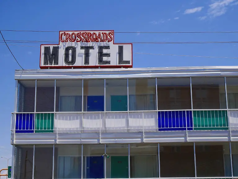 Crossroads-Motel-das-Crystal-Palace-aus-Breaking-Bad-Albuquerque-New-Mexico-Crossroads-Motel-das-Crystal-Palace-aus-Breaking-Bad-Albuquerque-New-Mexico-Copyright-xZoonar-com-uh