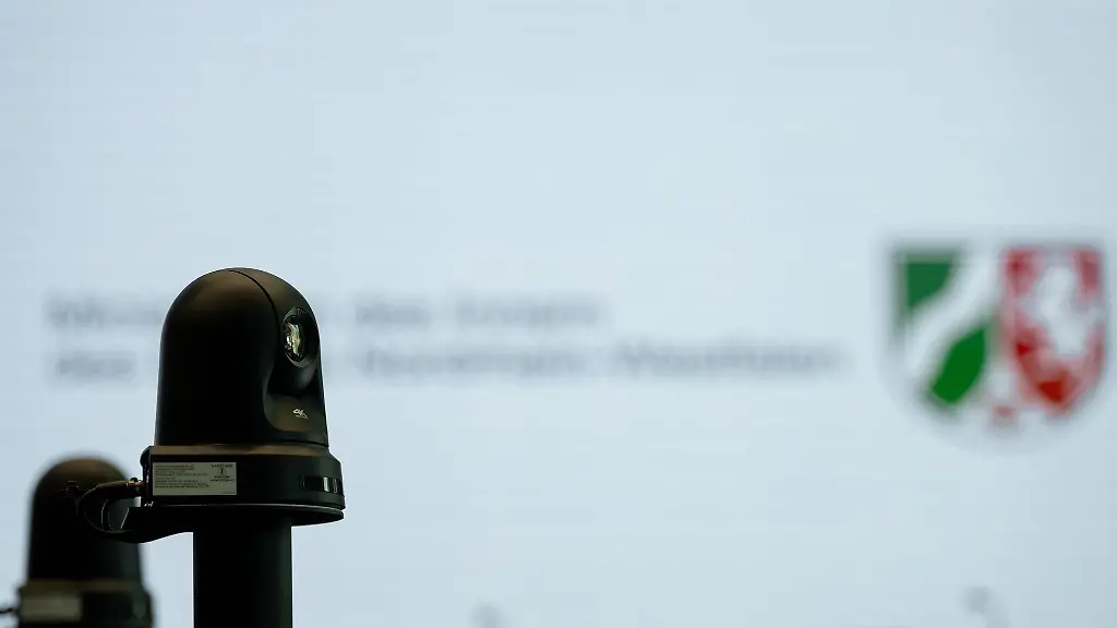 Der-NRW-Innenminister-warnt-vor-feindlichen-Aktivitaeten-Russlands