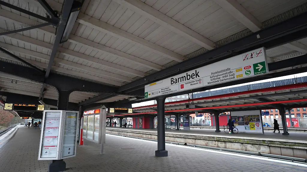 Die-Hochbahn-hat-die-KI-Software-an-der-U-Bahnstation-Barmbek-getestet