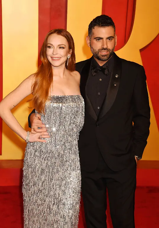 2024-Vanity-Fair-Oscar-Party-Hosted-By-Radhika-Jones-Arrivals-Location-BEVERLY-HILLS-CALIFORNIA-MARCH-10-L-R-Lindsay-Lohan-and-Bader-Shammas-attend-the-2024-Vanity-Fair-Oscar-Party-hosted-by-Radhika-Jones-at-Wallis-Annenberg-Center-for-the-Performing-Arts-on-March-10-2024-in-Beverly-Hills-California