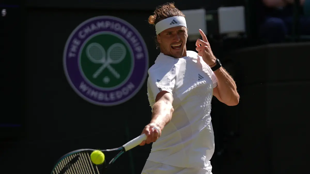 Tennis-Grand-Slam-Einzel-Maenner-2-Runde-Zverev-Deutschland-Royer-Frankreich-Alexander-Zverev-in-Aktion