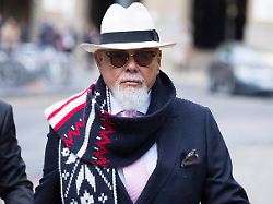 11 11 2014 London United Kingdom Gary Glitter Arrives At Crown Court Southwark Crown Court