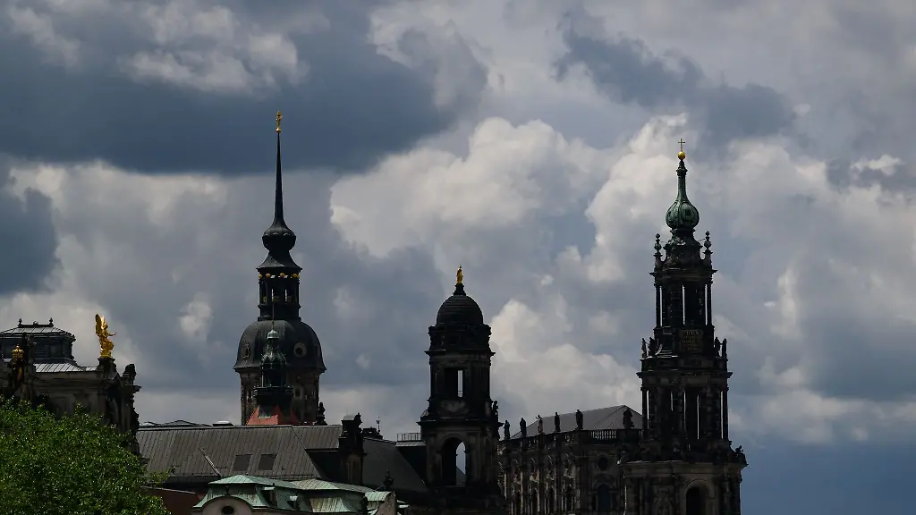 An-diesem-Wochenende-wird-es-immer-wieder-bewoelkt-sein