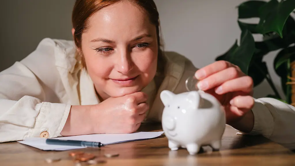 Einige-einfache-Tipps-koennen-helfen-Geld-im-Alltag-zu-sparen