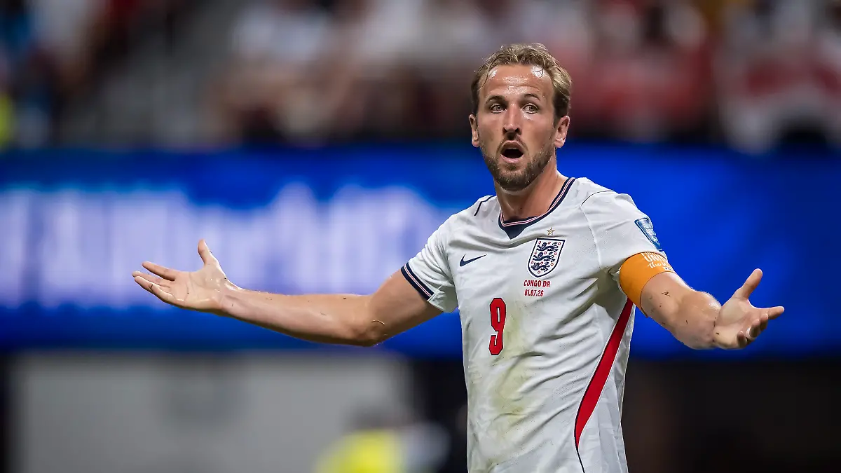 July-1-2026-Atlanta-Georgia-USA-England-forward-Harry-Kane-9-argues-a-call-against-DR-Congo-during-their-World-Cup-Round-of-32-match-at-Atlanta-Stadium-in-Atlanta-Georgia-England-wins-the-game-2-1-in-regulation-play
