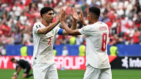 260705-HOUSTON-July-5-2026-Azzedine-Ounahi-R-of-Morocco-celebrates-with-Achraf-Hakimi-after-scoring-during-the-round-of-16-match-between-Canada-and-Morocco-at-the-2026-FIFA-World-Cup-WM-Weltmeisterschaft-Fussball-at-Houston-Stadium-in-Houston-the-United-States-July-4-2026-SPU-S