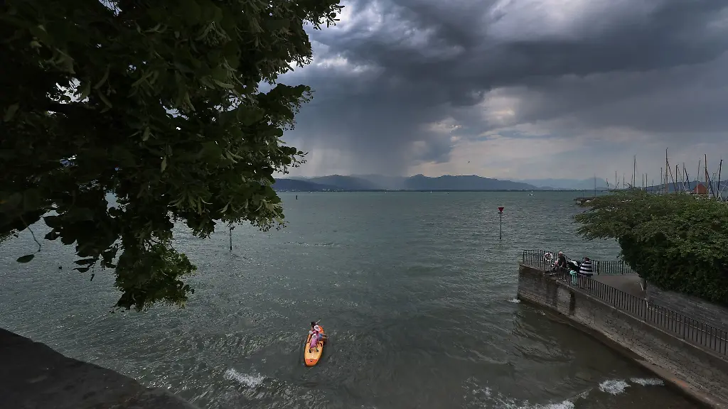 In-Bayern-drohen-am-Sonntag-Gewitter