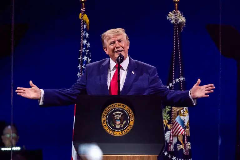US-President-Donald-Trump-speaks-during-the-Salute-to-America-250-celebration-on-the-National-Mall-in-Washington-DC-USA-04-July-2026-The-fireworks-display-that-followed-the-presidents-speech-is-reportedly-the-largest-in-history-with-850-000-shells-launched-over-40-minutes