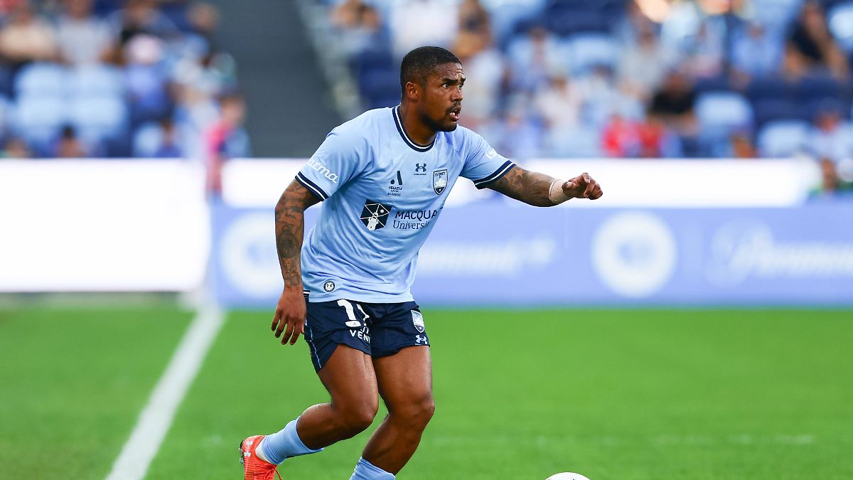 Transfer-Ticker: Ex-Bayern-Star Douglas Costa wechselt in die Emirate