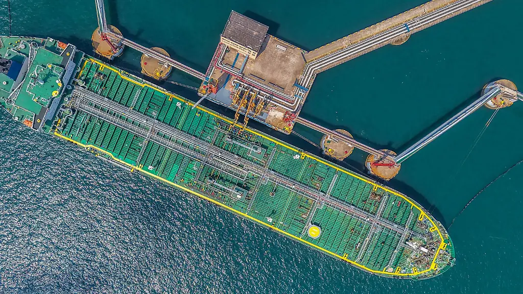 An-oil-tanker-unloads-imported-crude-at-the-oil-terminal-of-Qingdao-Port-in-east-China-s-Shandong-Province-16-June-2026