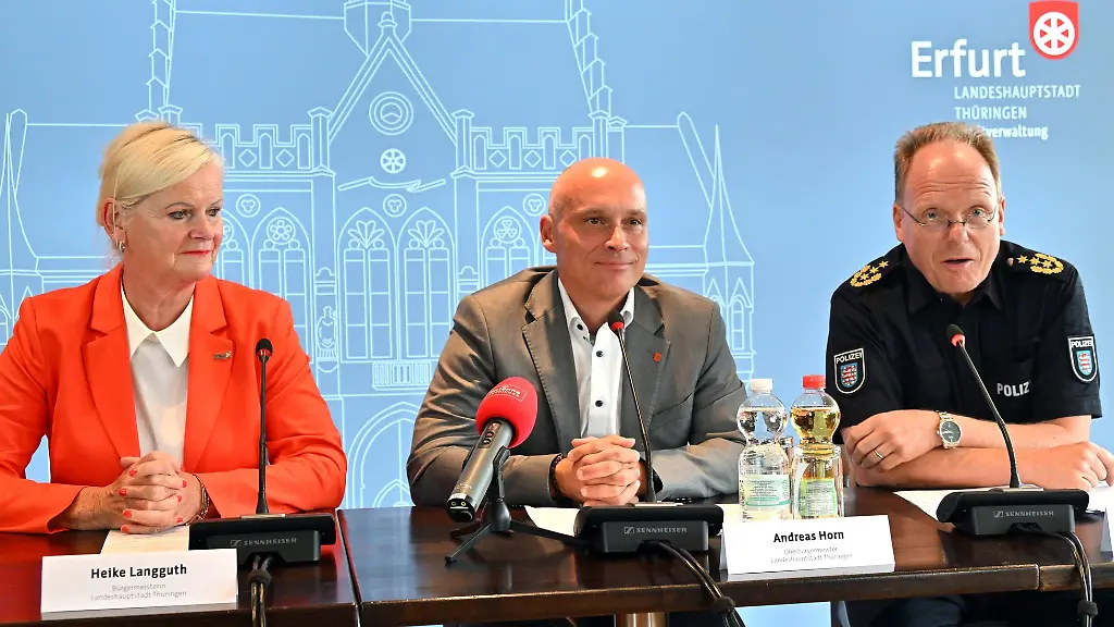 Polizei-und-Stadt-zogen-eine-Bilanz-des-Grosseinsatzes-im-Umfeld-des-AfD-Parteitags