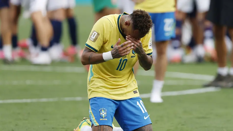 EAST-RUTHERFORD-NEW-JERSEY-Neymar-Jr-of-Brazil-is-disappointed-after-the-loss-during-the-FIFA-2026-Round-of-16-match-between-Brazil-and-Norway-at-Metlife-Stadium-on-July-5-2026-in-East-Rutherford-New-Jersey-United-States-MAURICE-VAN-STEEN-ANP-FIFA-World-Cup-WM-Weltmeisterschaft-Fussball-2026-round-of-16-2026-xVIxANPxSportx-xMauricexvanxSteenxIVx-562900394-originalFilename-562900394