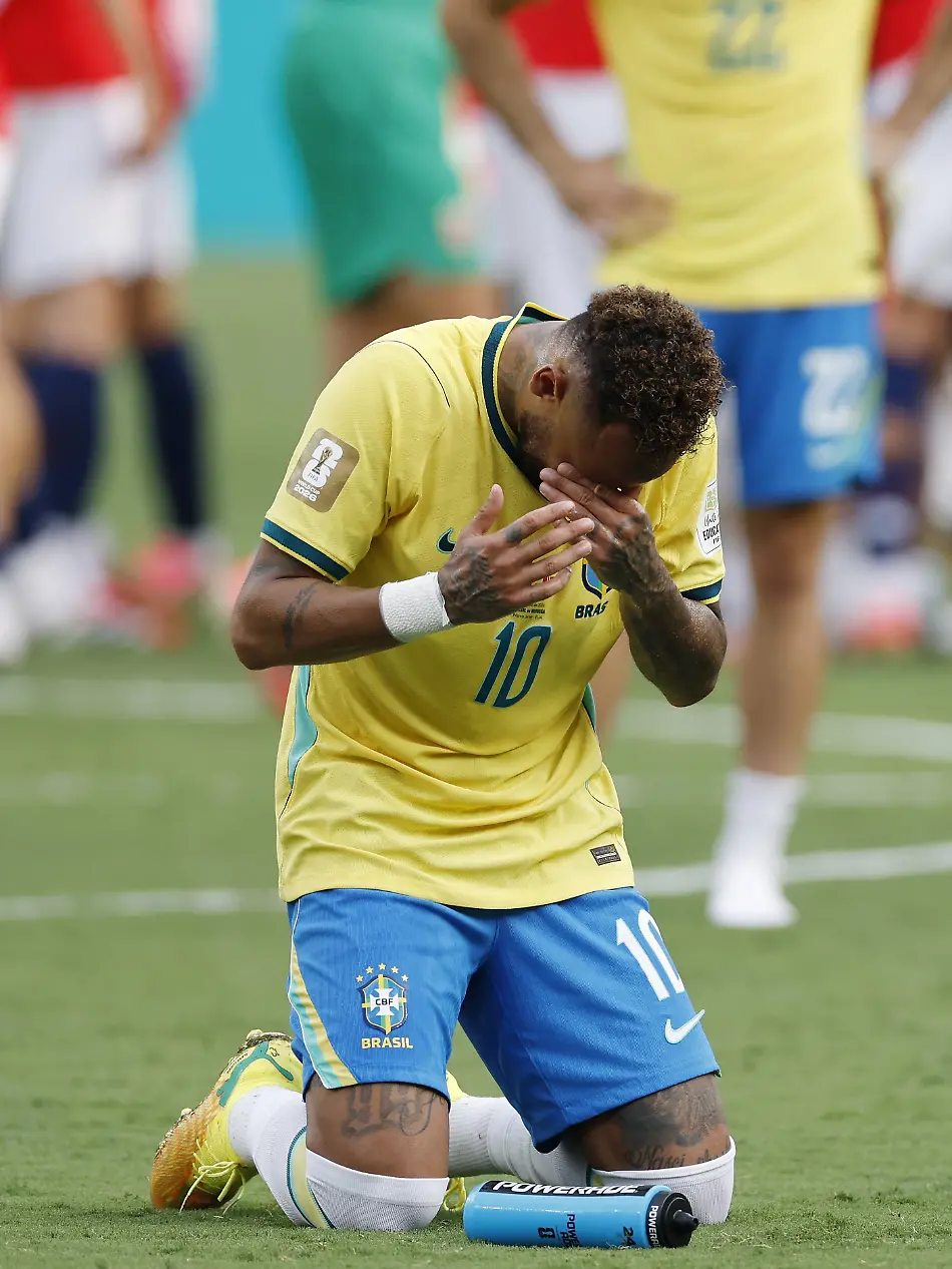 EAST-RUTHERFORD-NEW-JERSEY-Neymar-Jr-of-Brazil-is-disappointed-after-the-loss-during-the-FIFA-2026-Round-of-16-match-between-Brazil-and-Norway-at-Metlife-Stadium-on-July-5-2026-in-East-Rutherford-New-Jersey-United-States-MAURICE-VAN-STEEN-ANP-FIFA-World-Cup-WM-Weltmeisterschaft-Fussball-2026-round-of-16-2026-xVIxANPxSportx-xMauricexvanxSteenxIVx-562900394-originalFilename-562900394