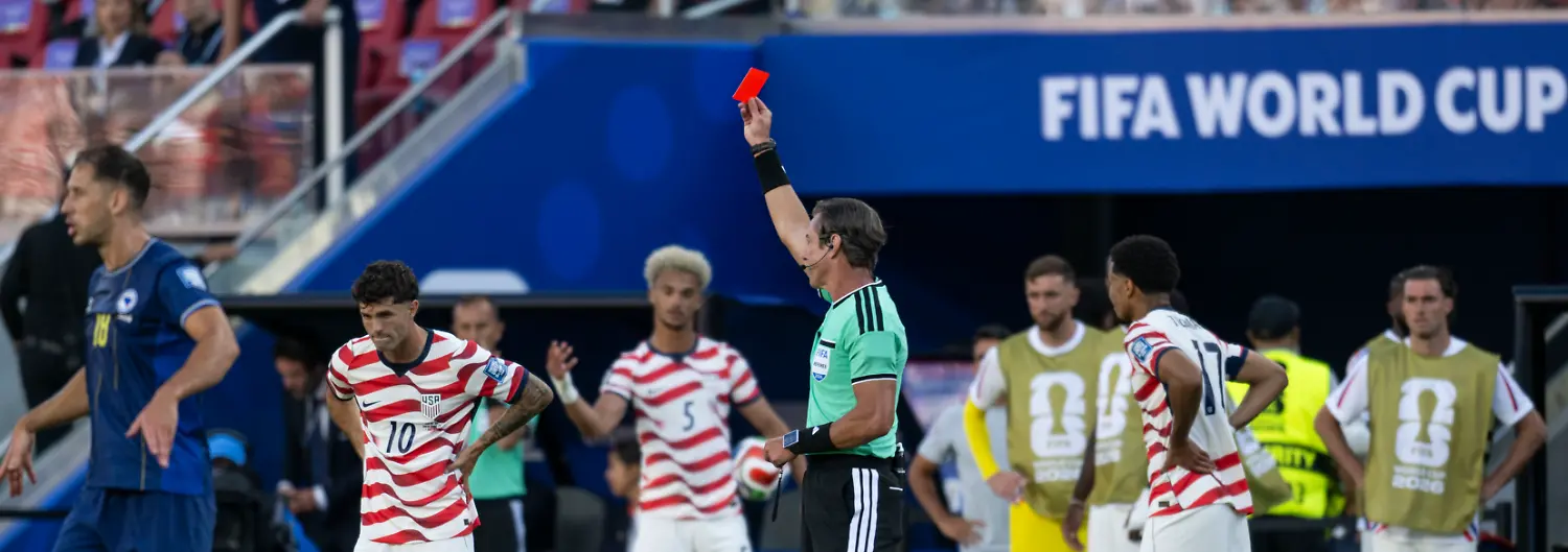 July-1-2026-Santa-Clara-California-USA-Brazilian-referee-RAPHAEL-CLAUS-gives-American-forward-FOLARIN-BALOGUN-20-a-red-card-during-the-World-Cup-2026-Round-of-32-soccer-match-between-the-United-States-and-Bosnia-and-Herzegovina-in-Santa-Clara-California-USA