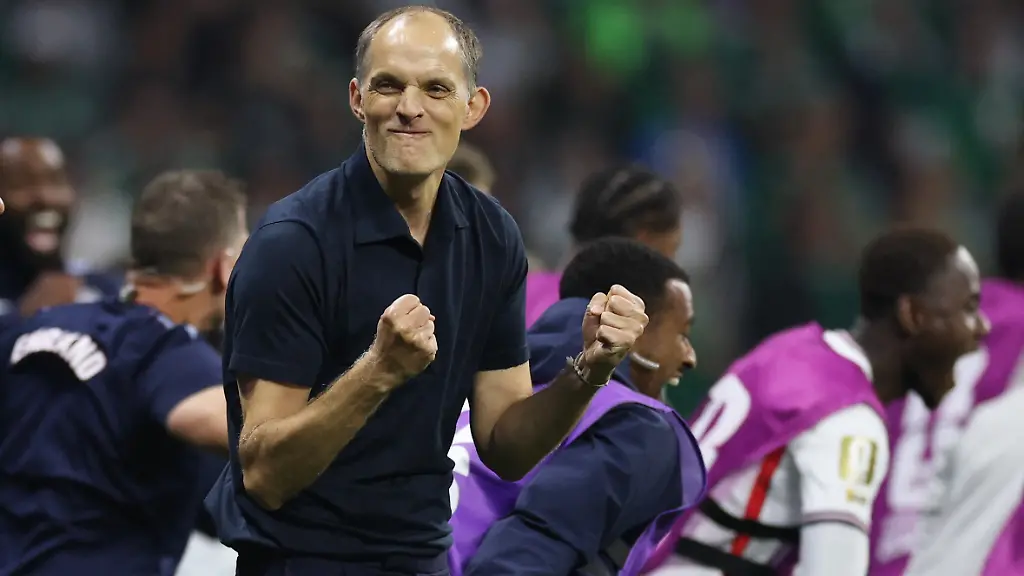 Soccer-Football-FIFA-World-Cup-2026-Round-of-16-Mexico-v-England-Estadio-Azteca-Mexico-City-Mexico-July-5-2026-England-manager-Thomas-Tuchel-celebrates-after-the-match-REUTERS-Paul-Childs