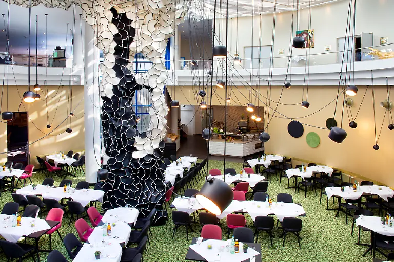 Holiday Inn Stuttgart 3