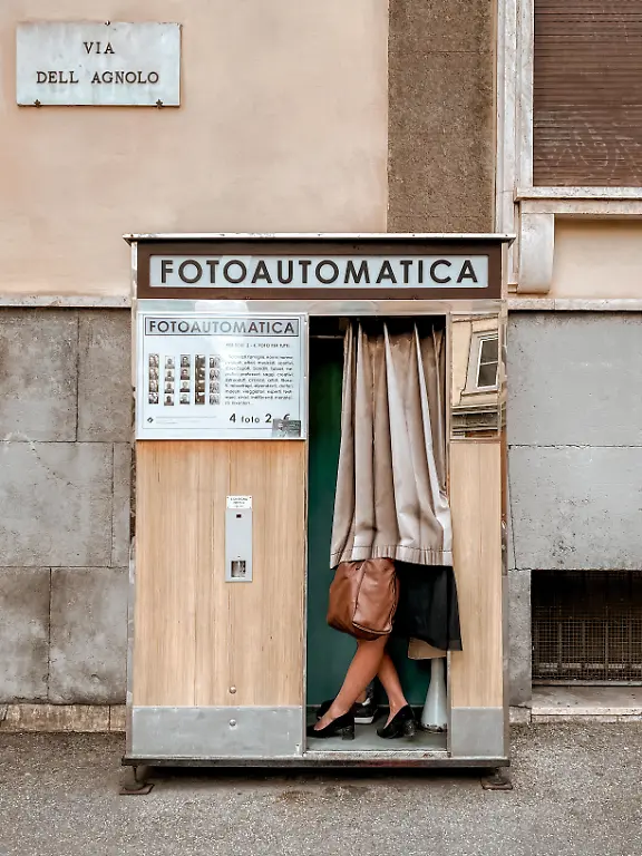 Lifestyle-148675_86352-85593_1_1_1_SARA-CAMPORESI
