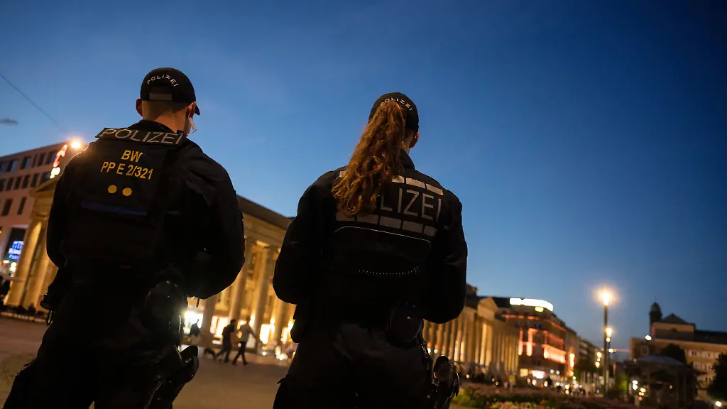 227387b3fc6315b30d73980f292fa84e