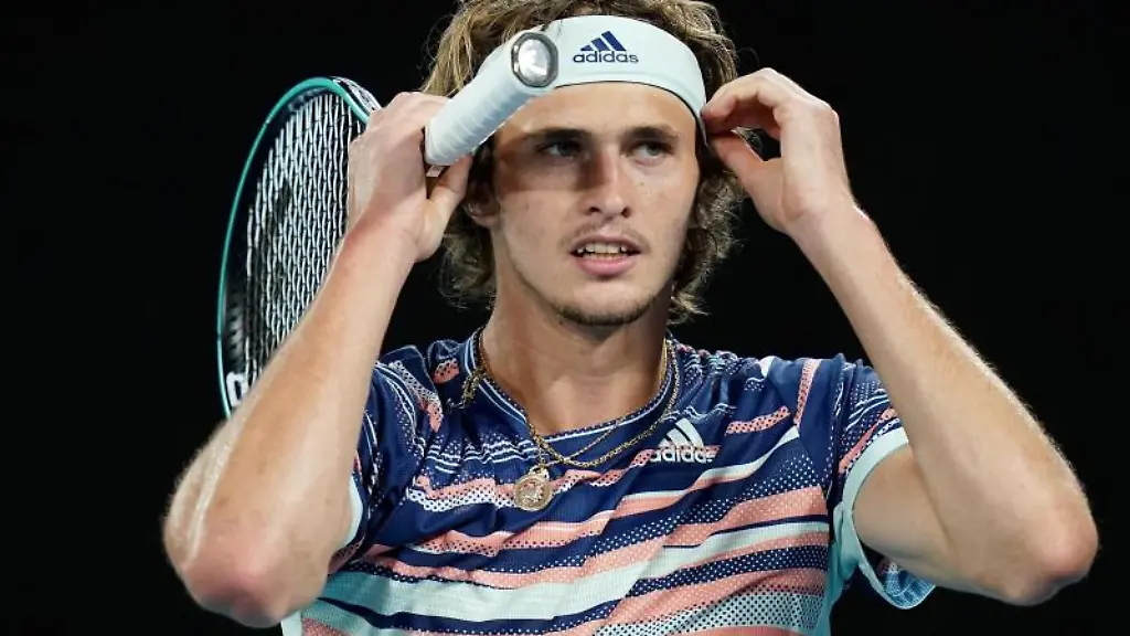 Alexander-Zverev-reagiert-waehrend-des-Spiels