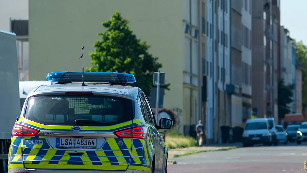 37b7fe3fe433ac32ff4a57622c32c908