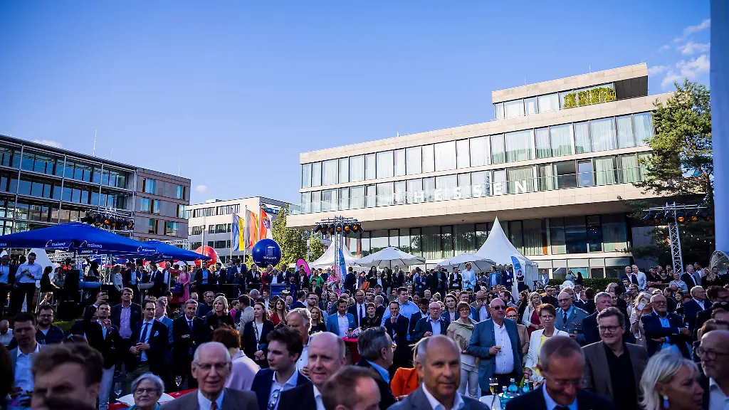 Beliebte-sommerliche-Feier-Auch-in-frueheren-Jahren-war-das-Hessenfest-gut-besucht