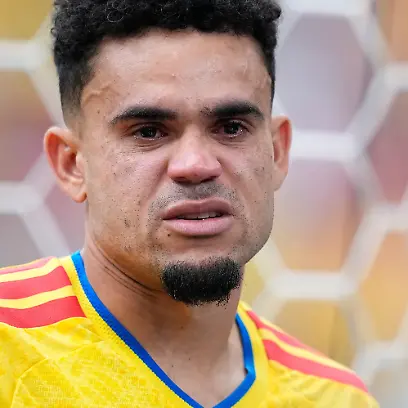 Colombia-s-Luis-Diaz-reacts-after-losing-to-Switzerland-during-a-penalty-shootout-in-the-World-Cup-round-of-16-soccer-match-between-Switzerland-and-Colombia-in-Vancouver-British-Columbia-Tuesday-July-7-2026