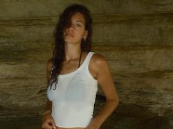 Mit oder ohne ihn im Urlaub?: Frau von Kai Havertz betört im Bikini