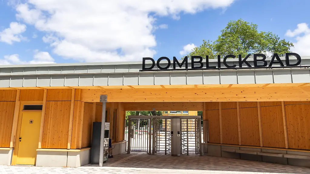 Noch-ist-offen-wann-das-neu-errichtete-Domblickbad-wieder-oeffnen-kann