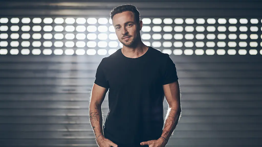 Eden-Books-Benjamin-Melzer-Tor-c-Sebastian-Knoth-HIGHRES