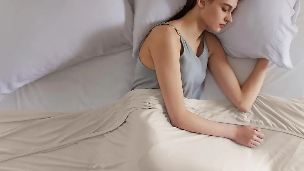 Diese-Bettdecke-von-Bedsure-soll-einen-kuehlenden-Effekt-haben