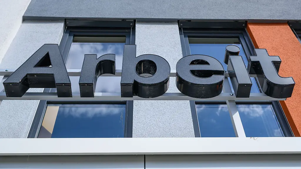 In-Thueringen-koennen-Betriebe-in-vielen-Bereichen-freie-Stellen-oft-nicht-nachbesetzen-weil-Fachkraefte-fehlen