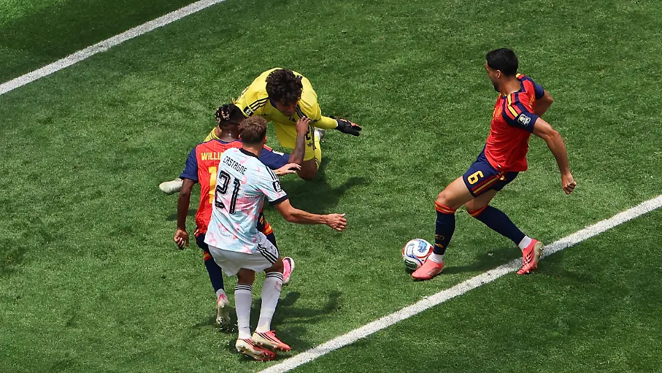 260711-LOS-ANGELES-July-11-2026-Xinhua-Mikel-Merino-1st-R-of-Spain-shoots-to-score-during-the-quarter-final-match-between-Spain-and-Belgium-at-the-2026-FIFA-World-Cup-at-Los-Angeles-Stadium-in-Los-Angeles-the-United-States-July-10-2026